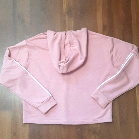 PUMA Hoody Soft Candy Pink with White Logo on Front & Arms Size M - Picture 9 of 14